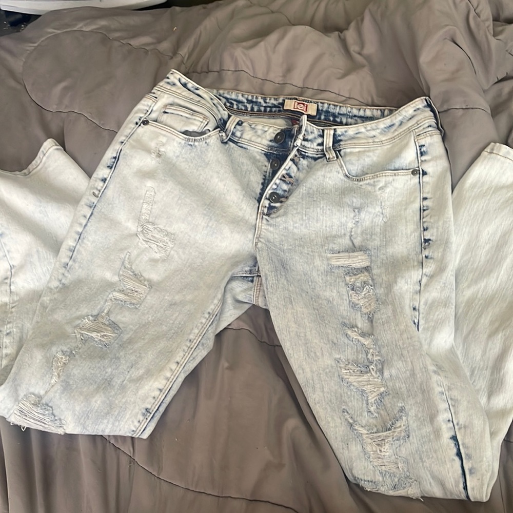 lei jeans